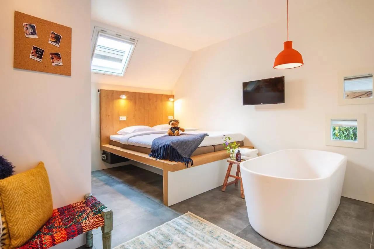 Bunk Hotel Amsterdam 3*,