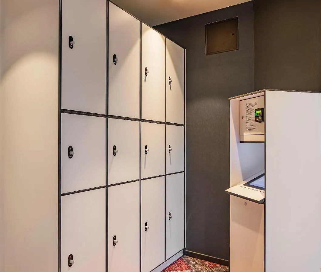 Bunk Hotel Άμστερνταμ 3*,