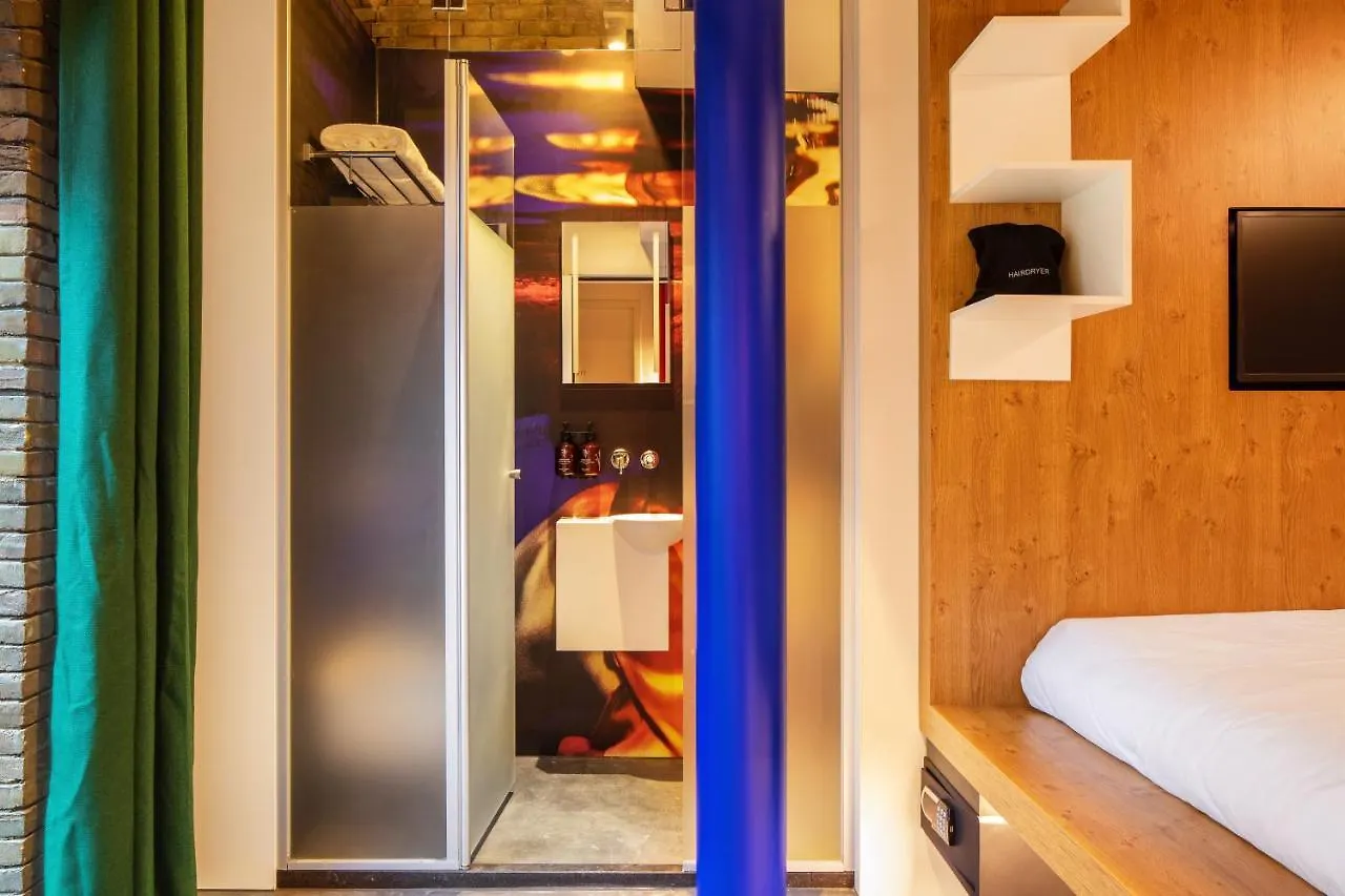 Bunk Hotel Amsterdam Holandia