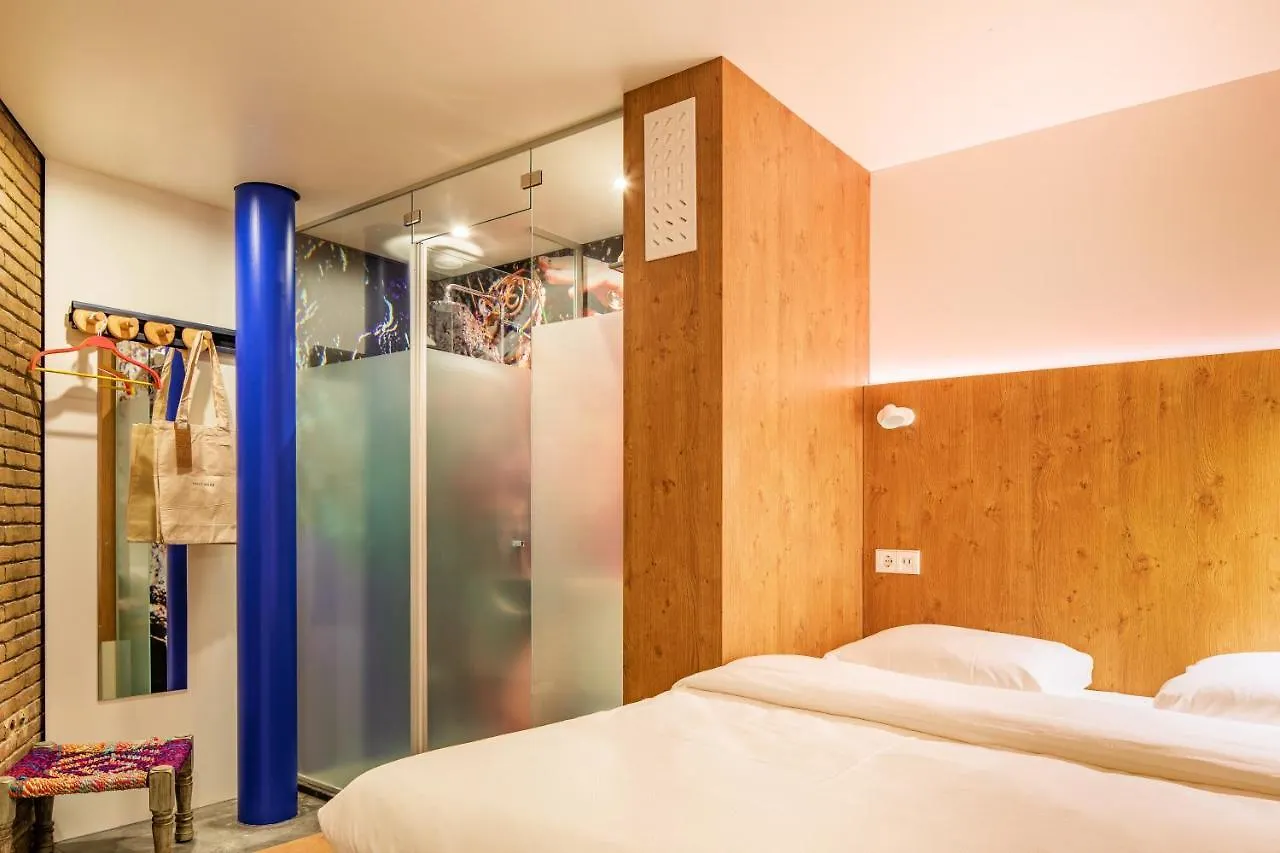 ***  Bunk Hotel アムステルダム オランダ